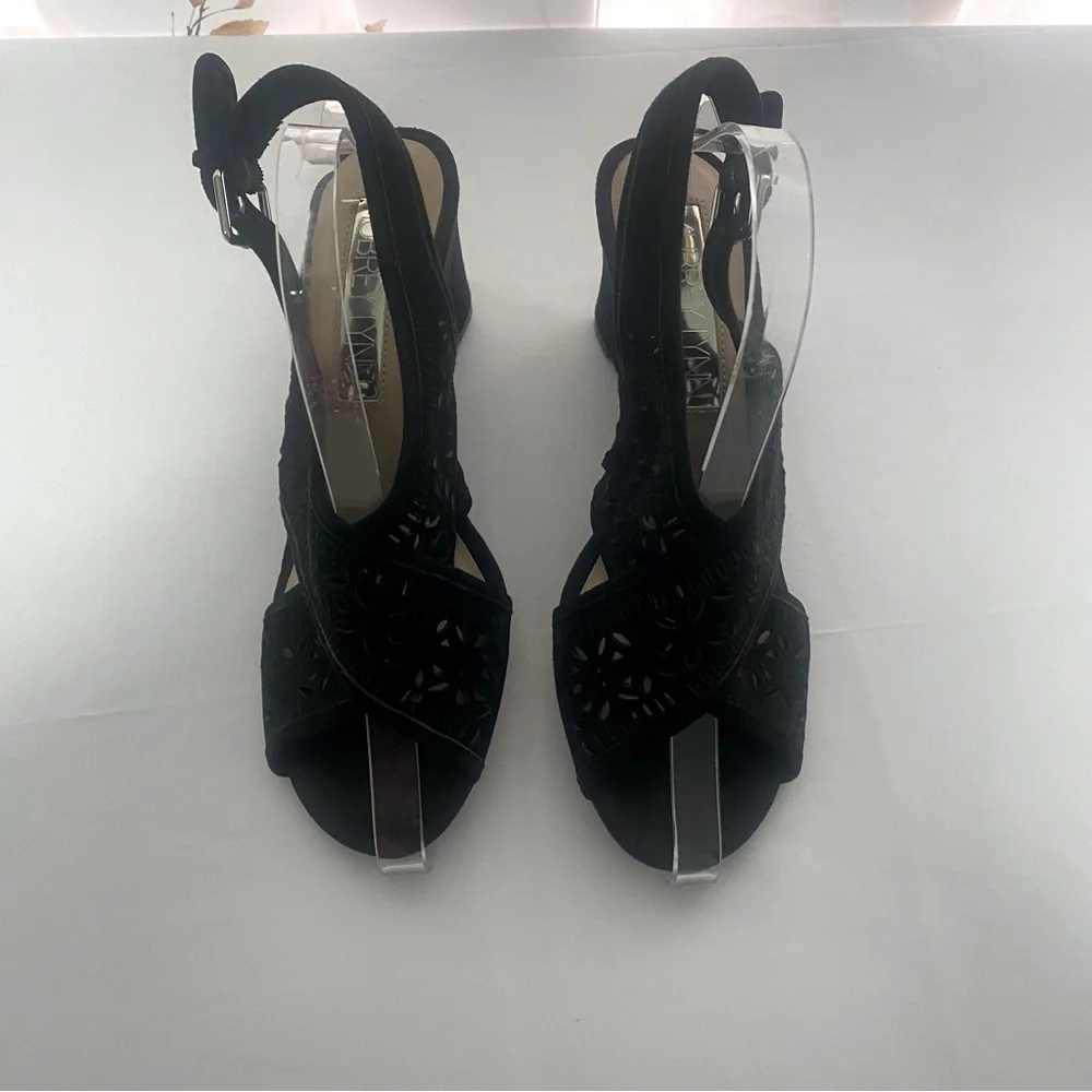 Aubrey Lynn “Veronica”, Slip On Wedge, Open Toe Shoe, Size 7.5M